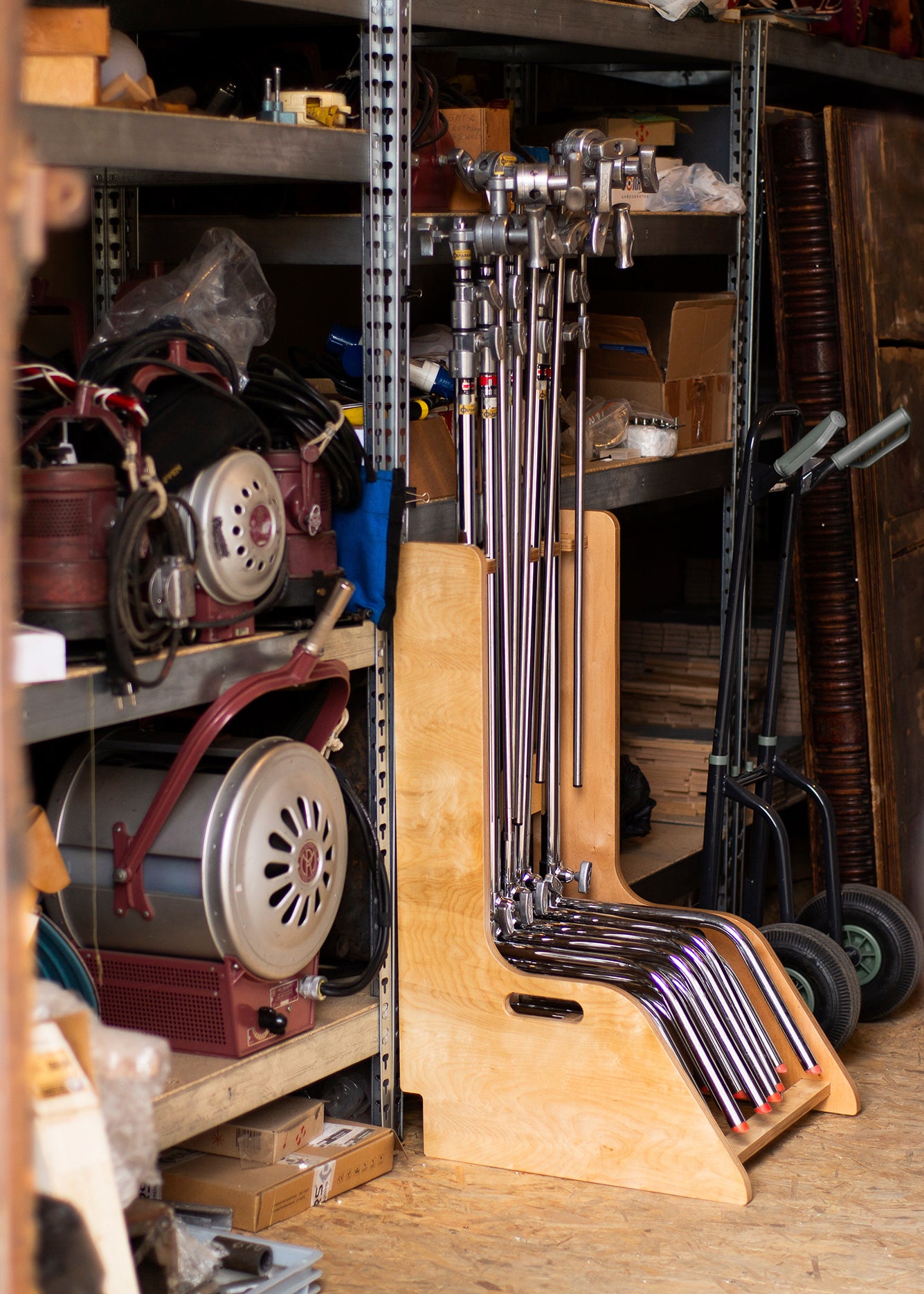 Plywood photo studio rental warehouse storage rack for C-Stands